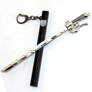 17cm Anime Attack on Titan Scout Regiment cuchillo espada llaveros Eren Jaeger arma llavero de Metal - Product Image 4