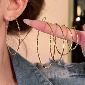 Pendientes de gota de esmeralda de plata tibetana con brillo dorado, diseño exagerado de gama alta Unisex, temperamento minimalista elegante 2025 - Product Image 3