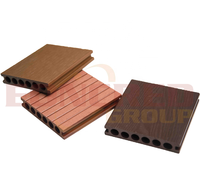 Planche de revêtement extérieur en WPC certifiée CE, écologique, pour terrasse, balcon, villa