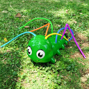 Nouveau <span class=keywords><strong>jouet</strong></span> pulvérisateur d'eau en plastique en forme de <span class=keywords><strong>chenille</strong></span> pour enfants de 0 à 24 mois |   <span class=keywords><strong>Jouet</strong></span> de pulvérisation de jardin - Product Image 1