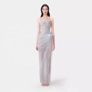 Abito da <span class=keywords><strong>donna</strong></span> Bettergirl Vietnam Niche Design monospalla in pizzo a rete plissettato, nuovo modello estivo tinta unita, vestito lungo da <span class=keywords><strong>donna</strong></span> - Product Image 2