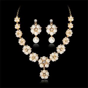 European and American Explosions Vintage Imitation Pearl Diamond Leaves Flower Necklace Set New Bridal <b>Wedding</b> <b>Accessories</b> - Product Image 2