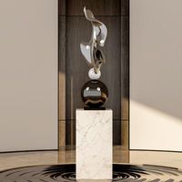 Sculpture décorative géométrique sur pied de 160 cm, style moderne et luxueux, pour hall d'entrée, livraison rapide