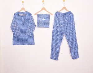 Conjunto de Pijama de Algodón Vintage de Moda, Satinado, Hasta la Rodilla, con Botones, Estampado a Mano, para Mujer, Ropa de Dormir de Verano - Product Image 1