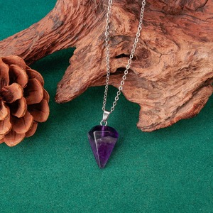 Collier pendentif Arbre à Argent en Forme de Cœur en Améthyste Naturelle avec Fil de Cuivre, Vente en Gros - Product Image 5