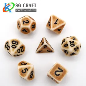 Bộ Xúc Xắc Cổ Xưa Đa Diện D20 <span class=keywords><strong>D</strong></span> % Nhựa Đúc Dnd Backgammon 7 Miếng Tùy Chỉnh Có Hàng Sẵn - Product Image 1
