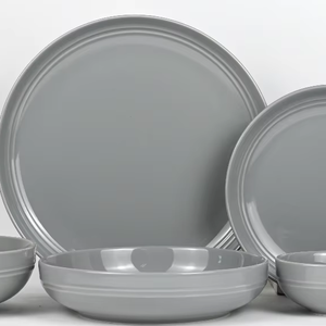 <span class=keywords><strong>Service</strong></span> de vaisselle <span class=keywords><strong>en</strong></span> grès gaufré brillant gris 12/16 pièces pour 4 personnes – Assiettes et bols <span class=keywords><strong>en</strong></span> céramique – Vente <span class=keywords><strong>en</strong></span> gros de vaisselle - Product Image 1