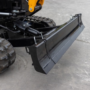 Miniexcavadora de 2 Toneladas con Pedales y Válvula de Desplazamiento de 8 Vías para una Operación Fácil y Segura en el Hogar y el Jardín, Servicio OEM ODM - Product Image 6