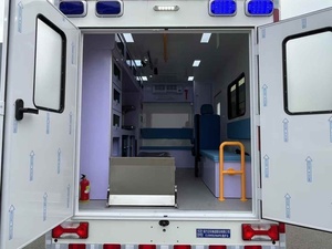 I VECO Daily 4x4 Ambulance tout-terrain de type fourgon |   Véhicule de secours médical d'urgence avec cabine de soins intensifs personnalisée - Product Image 4