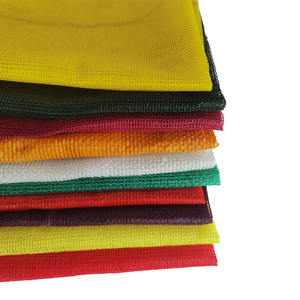 Bolsa de red de malla Raschel PE ecológica al por mayor para embalaje de verduras y frutas con cordón, tamaño y color personalizables - Product Image 2