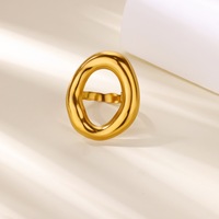 Bague circulaire exagérée en acier inoxydable 304 pour femme, plaquée or 18 carats, creuse, style punk, bijoux de niche, vente en gros