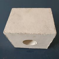 Briques réfractaires en blocs d'alumine de haute qualité, modèle 65, avec >60% d'Al2O3 et une résistance à la compression à froid de 1650 MPa