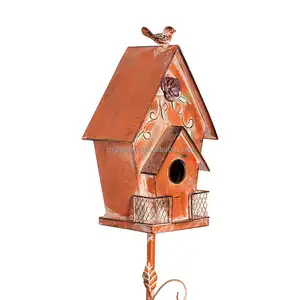 Decorative Metal Country Antique Bird House Garden Bird's Nest with metal roof pole