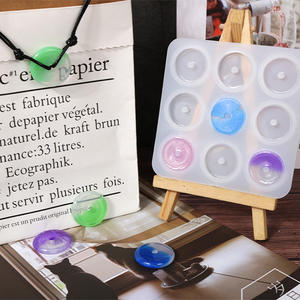 Molde de Silicona para Colgantes de Paz, Apto para la Fabricación de Joyas, Llaveros, Colgantes, Adornos, Pulseras y Cuentas para Collares - Product Image 3