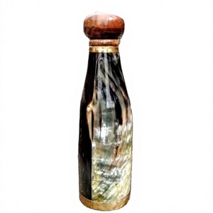 Botella de Bebida Moderna, Personalizada, Ecológica, Pulida a Mano, con Tapa, para Reenactaciones - Product Image 1