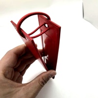 Étiquette de bagage pliable personnalisée en cuir PU rouge avec logo en relief, étiquette nominative pour hôtel avec cordon élastique et fenêtre d'identification transparente