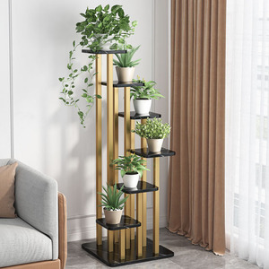 Moderner 6-stufiger schmaler Metall-Pflanzenständer in Gold für die Inneneinrichtung - Product Image 2