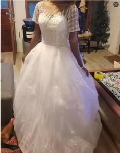 <span class=keywords><strong>Robe</strong></span> <span class=keywords><strong>de</strong></span> Reine Africaine Courbe 2025 en Dentelle Brodée <span class=keywords><strong>de</strong></span> Cristaux <span class=keywords><strong>de</strong></span> Luxe |   Jupe <span class=keywords><strong>bouffante</strong></span> à manches courtes et traîne scintillante - Product Image 2