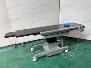 שולחן צילום רדיולוסנטי מסיבי פחמן מלא של SiNuo Medical, במחיר טוב, עם זרוע C,  לאיינגיווגרפיה וצילום אינטרבנציונלי. - Product Image 2