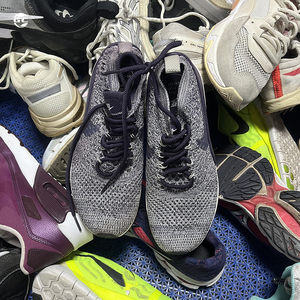 Oferta a granel Zapatos sin cordones de punto transpirable Zapatos casuales ligeros para ventas de recuerdos de vacaciones de puesto de mercado - Product Image 6