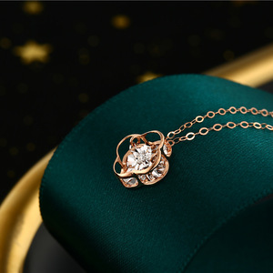 Collier Lerca Dancing Diamond, version plus légère, <span class=keywords><strong>prix</strong></span> avantageux, effet visuel fantaisie, collier trèfle en <span class=keywords><strong>or</strong></span> véritable 18 carats avec diamants - Product Image 2