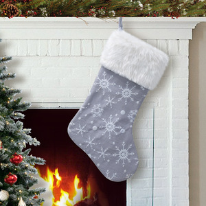 Chaussette de Noël 2026 – Sac cadeau écologique pour bonbons, chaussettes à carreaux de Noël, décoration de Noël pour la maison et le sapin du Nouvel An - Product Image 3