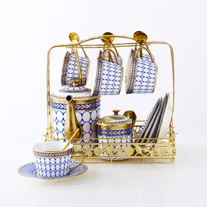 Groothandel Royal Bone China Koffie Cup Europese Stijl Engels Afternoon Tea Cup Set Keramische Waterkoker Set