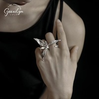 Bague de mariage pour femme en argent plaqué platine avec zircon serti en canal et griffes, motif orchidée froide à bordure invisible, double anneau ouvert