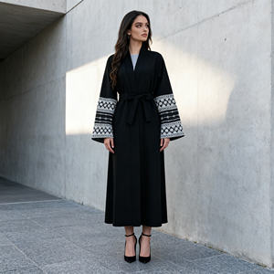 Vente en gros d'abayas en polyester imprimées sur mesure, élégantes et de haute qualité, pour femmes musulmanes, robe de soirée - Product Image 1