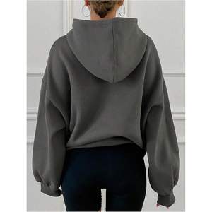 Sudadera con capucha extragrande personalizada para mujer, de hombros caídos, manga larga, holgada, tipo jersey, de longitud corta, de punto, con estampado de lazo - Product Image 1