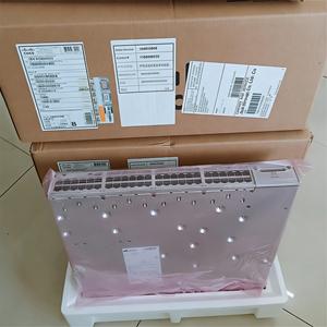 Commutateur réseau Gigabit empilable d'origine 48 ports PoE+ <span class=keywords><strong>9200L</strong></span> C9200L-24P-<span class=keywords><strong>4G</strong></span>-E avec SNMP QoS et fonctionnalités améliorées - Product Image 1