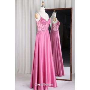 Robe de <span class=keywords><strong>demoiselle</strong></span> d'honneur moderne en satin pour jeunes femmes jupe droite corset en arête de poisson transparent longueur de plancher sans manches conception de dos en V - Product Image 2