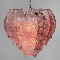 Lustre à fleurs en verre de Murano rose vintage français pour escalier de restaurant de chambre à coucher et éclairage intérieur de luxe