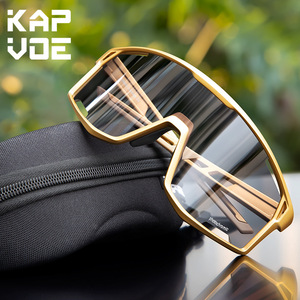 <span class=keywords><strong>Gafas</strong></span> de Ciclismo <span class=keywords><strong>Fotocromáticas</strong></span> de Marco Completo <span class=keywords><strong>KAPVOE</strong></span>, Estilo Nuevo, para Montañismo, Correr, Deportes, Senderismo, Resistentes al Viento, para Bicicleta de Carretera, Unisex - Product Image 3