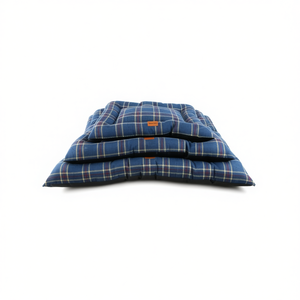 Set di Tre Pezzi in Lino a Quadri Blu per Lettini per Cani - Product Image 2