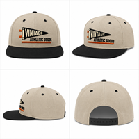 Gorra Snapback de Marca con Corona Alta y Visera Plana, Bordado Vintage de Estandarte, Empaque Minorista para Tiendas de Moda Urbana con Etiqueta Personalizada