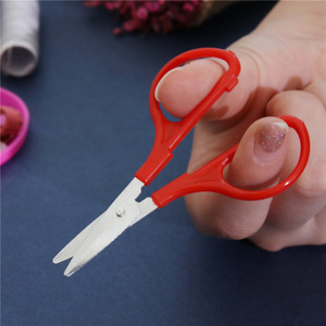 Kit portátil de agujas e hilos para costura a mano, bordado y punto de cruz. - Product Image 3