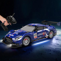 Coche de Derrape RC 1:16 2.4GHz con Aceleración Proporcional, Luces LED Delanteras/Traseras, Chasis Ajustable de 10 Modos y Control Remoto de Alta Gama