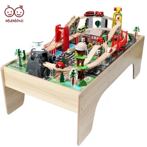 完璧な高架橋鉄道都市セット超クールなアクティビティテーブルトラック大きな木製列車セットテーブル教育玩具