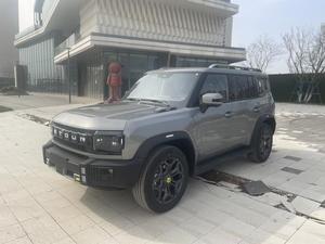 JETOUR TRAVELER <span class=keywords><strong>CDM</strong></span> T2 PHEV USADO, 5 PUERTAS, 5 ASIENTOS, SUV, 1300 KM DE AUTONOMÍA, TODOTERRENO, 4X4, PHEV TRAVELER GRIS sobre NEGRO - Product Image 2