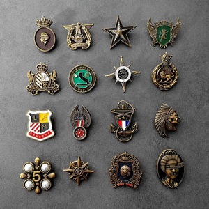 Broche de Solapa Vintage de Alta Calidad, Estilo Británico, Azul Estrellado, Insignia Antigua, Pin Personalizado para Abrigo - Product Image 3