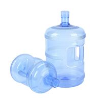 Bouteille d'eau minérale transparente bleue réutilisable de 20 litres (5 gallons) avec poignée, fabriquée en Chine