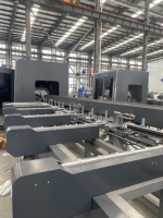 Station de travail d'usinage tout-en-un WEIKE CNC W5, ligne de production intelligente de découpe, fraisage et perçage pour fenêtres et portes en aluminium