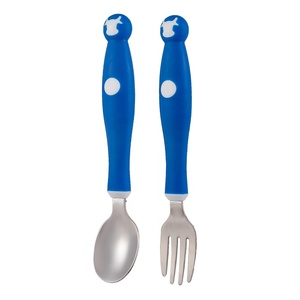 Personalización al por mayor de cuchara de bebé de acero inoxidable disponible en raspado de puré de fruta herramientas auxiliares cuchara que se puede doblar - Product Image 4