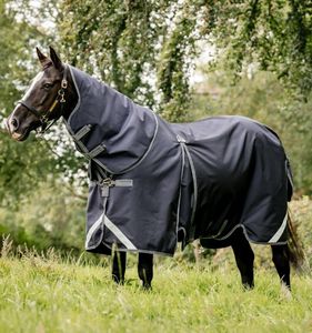 Cold Weather Horse Rug Lightweight Winter Stable Sheet with Standard Neck and 2 Secure Leg Straps Durable Breathable - Product Image 4