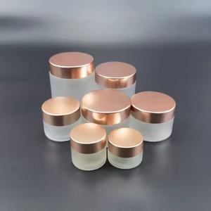 Vente en gros de pots cosmétiques en verre de 100 g avec couvercles en plastique, personnalisables en usine pour la crème pour les yeux - Product Image 2