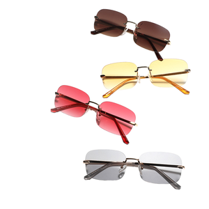 Venta caliente de encargo grande Unisex Durable diseñador gafas de sol cuadradas sin montura tendencia con UV400 lentes ópticas PC marco Material - Product Image 1