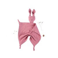 Nouvelle couverture de sécurité en mousseline de coton biologique 100% pour bébé, tête de lapin carrée, serviette de sécurité, utilisation domestique, imprimé animal, anti-bébé