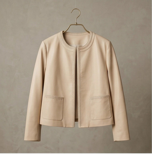 Cappotto da Donna in Morbida <span class=keywords><strong>Pelle</strong></span> di Agnello di Prima Qualità, <span class=keywords><strong>Beige</strong></span> Crema, Collo Rotondo, Bordatura Intrecciata a Mano, <span class=keywords><strong>Giacca</strong></span> in <span class=keywords><strong>Pelle</strong></span> Minimalista da Ufficio - Product Image 2