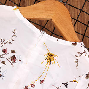 Vestidos de Niña para Fiestas Infantiles, Estilo Princesa Blanca, Estampado de Flores Frescas, Poliéster - Product Image 3